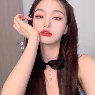 摩纳哥女孩封面