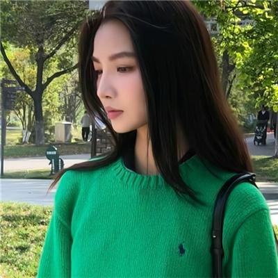 我们身处的谎言世界封面